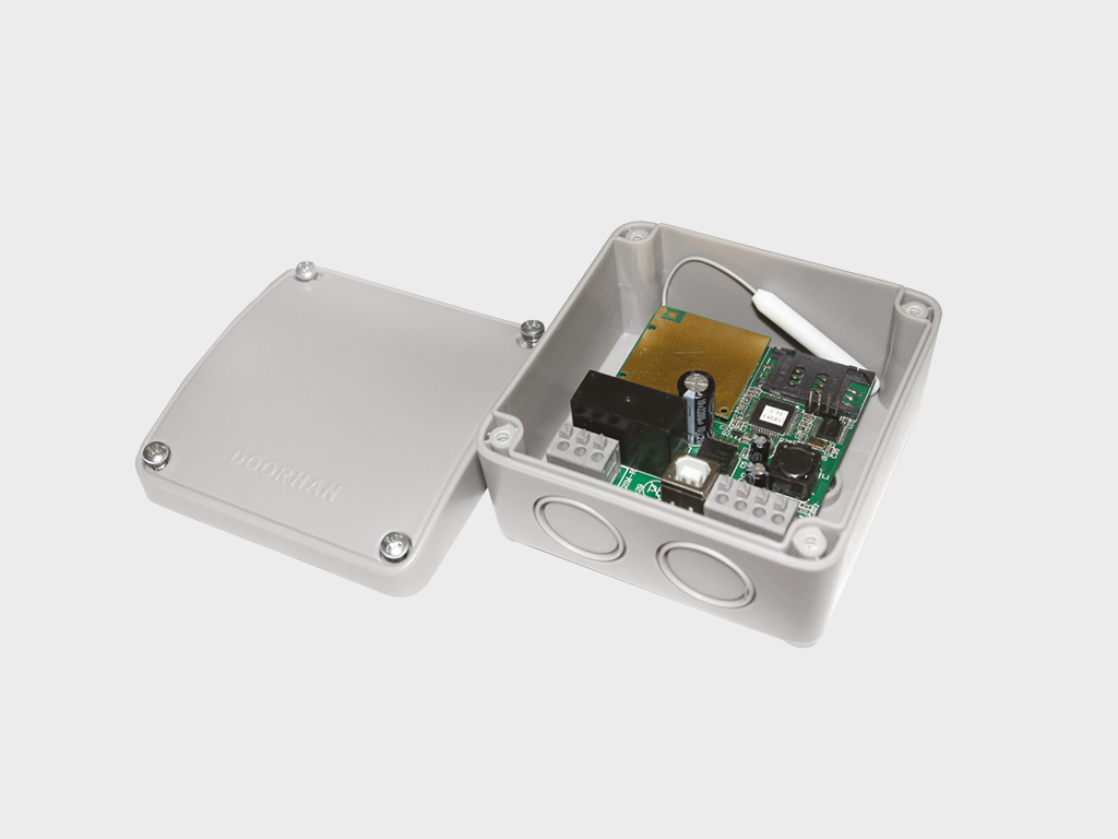 Модуль для управления с мобильного телефона.